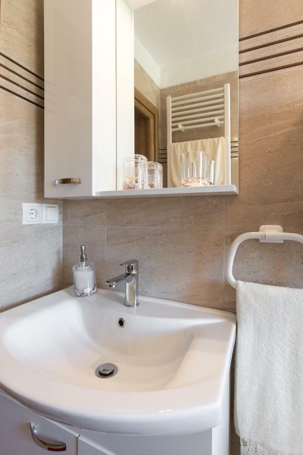 Apartment Doris, Nenadici Nenadici (Krk)